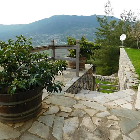Akrothea Hotel 3*