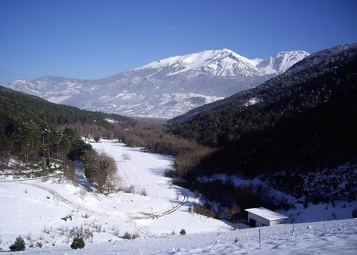 Akrothea Hotel Goura